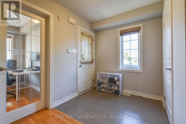 Dining room - 85 Benjamin Hood Crescent, Vaughan, ON L4K5M7 Photo 2