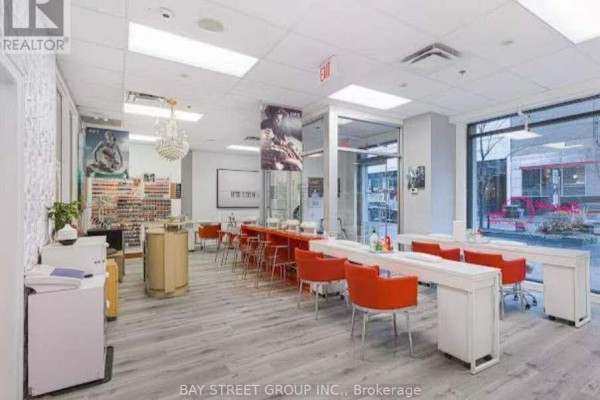 85 Bloor Street E, Toronto, ON M4W3Y1 Photo 2