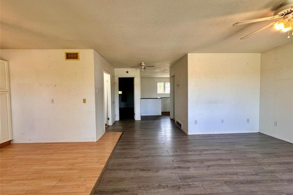 85 Channing Drive, Flin Flon, MB, photo 3