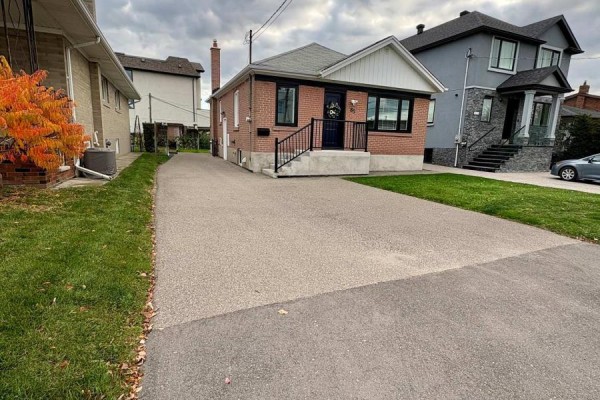 85 Floral Parkway, Toronto, ON M6L2C3 Photo 2