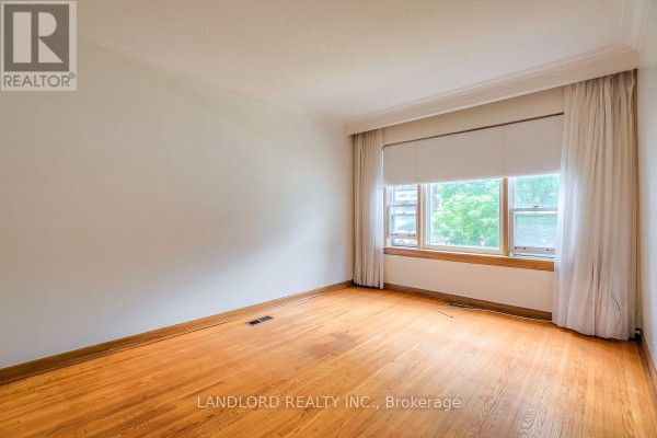 Living room - 85 Greenlaw Avenue, Toronto, ON M6H3V8 Photo 5