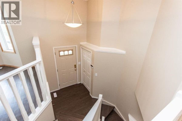 85 Ladwig Close, Red Deer, AB, photo 2