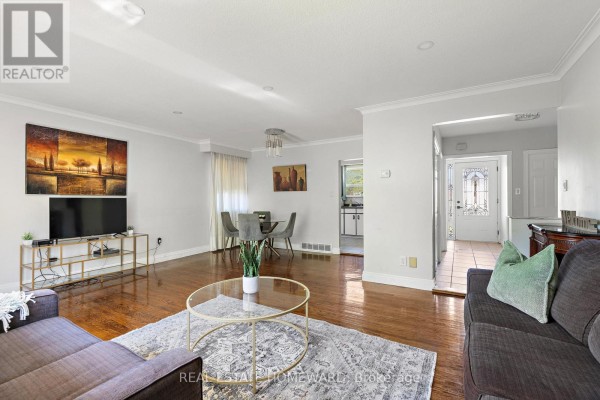 Dining room - 85 Letchworth Crescent, Toronto, ON M3M1Z1 Photo 3