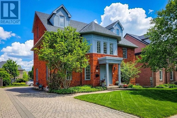 85 Meadowlands Boulevard, Hamilton, ON, photo 3
