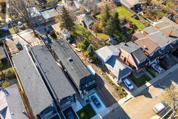 85 Melbourne Street, Hamilton, ON L8P2A5 Photo 4
