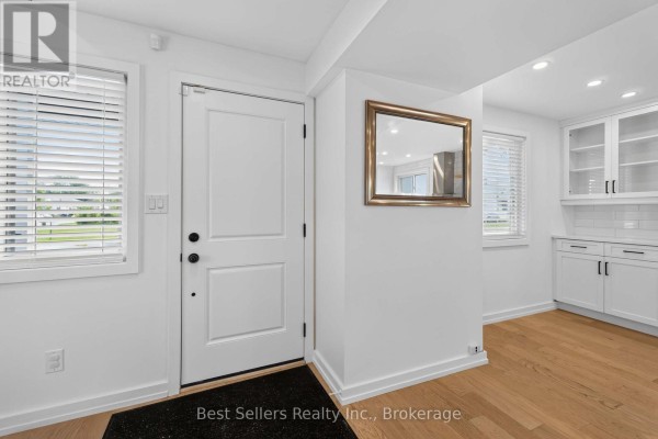 Bathroom - 85 Pelham Road, St  Catharines, ON L2S1S3 Photo 4
