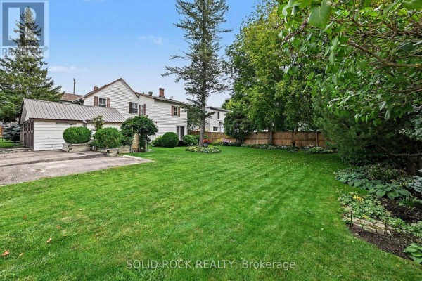 85 Renfrew Avenue W, Renfrew, ON, photo 2