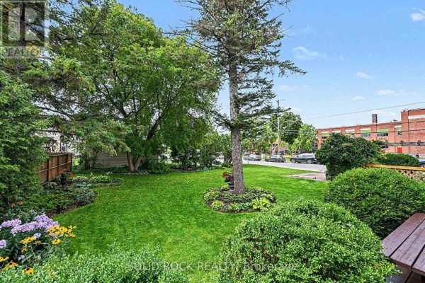85 Renfrew Avenue W, Renfrew, ON, photo 3