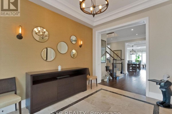 Kitchen - 85 Royal West Road, Markham, ON L6C0L4 Photo 4