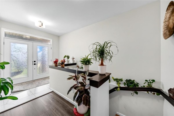 Living room - 85 Summerscales Place, Winnipeg, MB R2V5E2 Photo 5