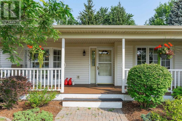 Family room - 85 White Bark Way, Centre Wellington, ON N0B1J0 Photo 5