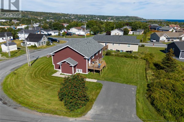 Bath (# pieces 1-6) - 85 Whites Road, Carbonear, NL A1Y1A4 Photo 2