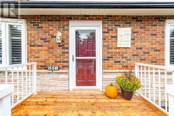 Bedroom - 850 8th Avenue E, Owen Sound, ON N4K3A7 Photo 3