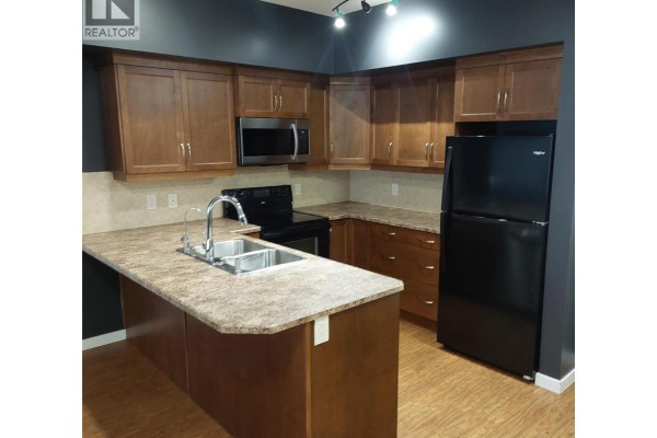 850 Saucier Avenue Unit# 122, Kelowna, BC, photo 2