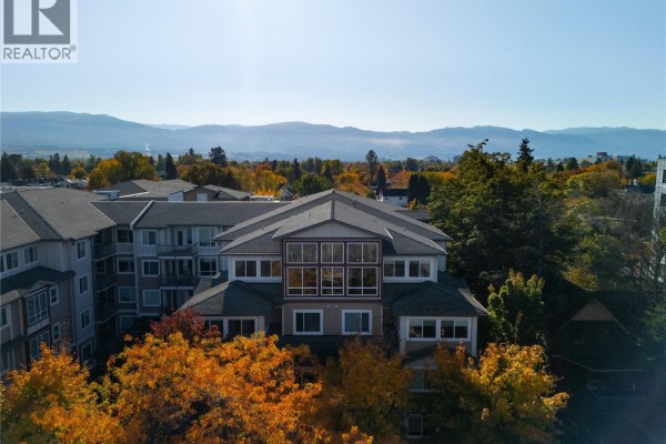 Sunroom - 850 Saucier Avenue Unit# 414, Kelowna, BC V1Y6A3 Photo 2