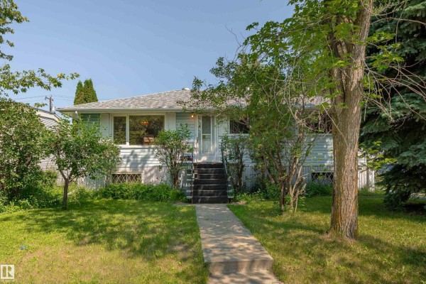 8502 76 Av Nw, Edmonton, AB, photo 2