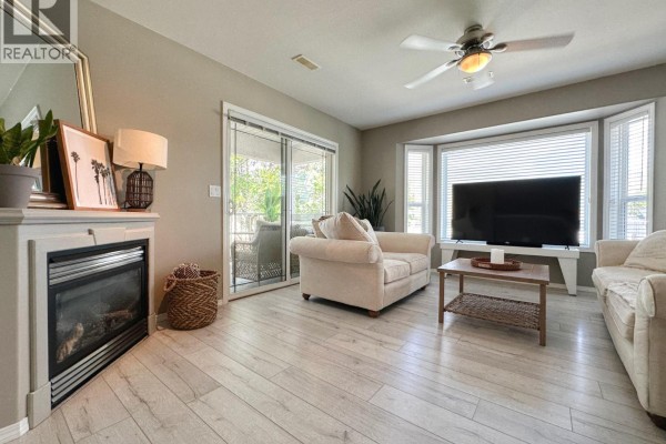 Living room - 8507 70th Avenue Unit# 3, Osoyoos, BC V0H1V0 Photo 4