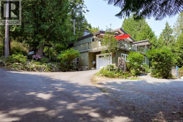 Kitchen - 8508 Emard Terr, North Saanich, BC V8L1K3 Photo 2