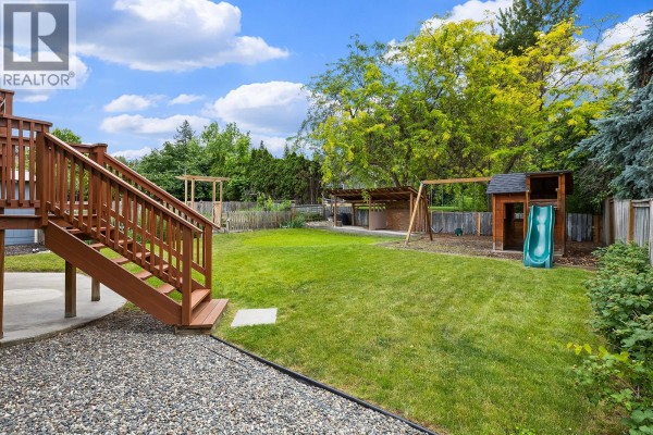 3pc Bathroom - 851 Hammer Avenue, Kelowna, BC V1W2B7 Photo 5