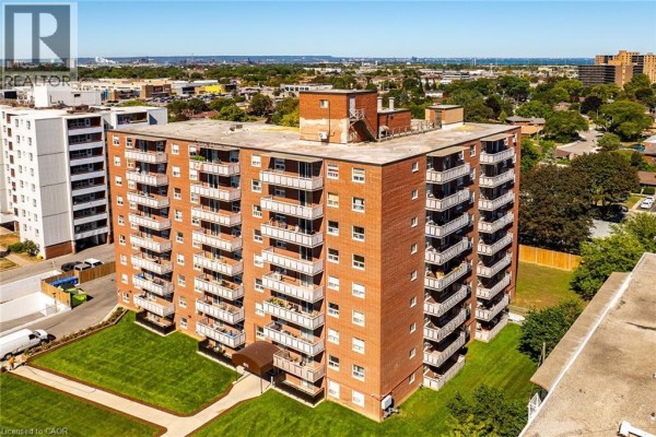 Laundry room - 851 Queenston Road Unit# 604, Stoney Creek, ON L8G1B4 Photo 2