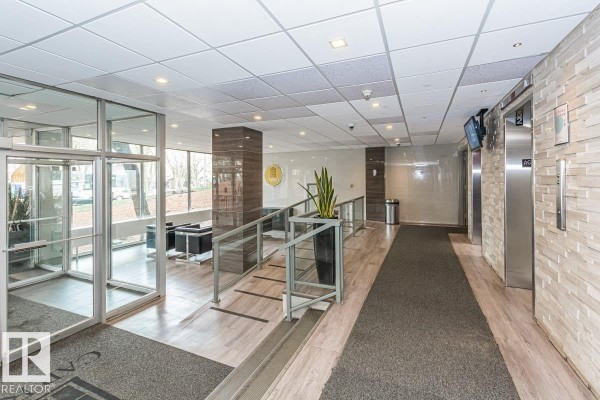 8510 111 St Nw, Edmonton, AB, photo 2