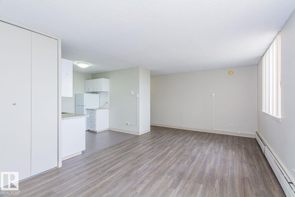 8510 111 St Nw, Edmonton, AB T6G1H7 Photo 4