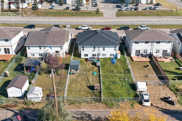 Living room - 8516 86 Street, Fort St  John, BC V1J6Y7 Photo 2