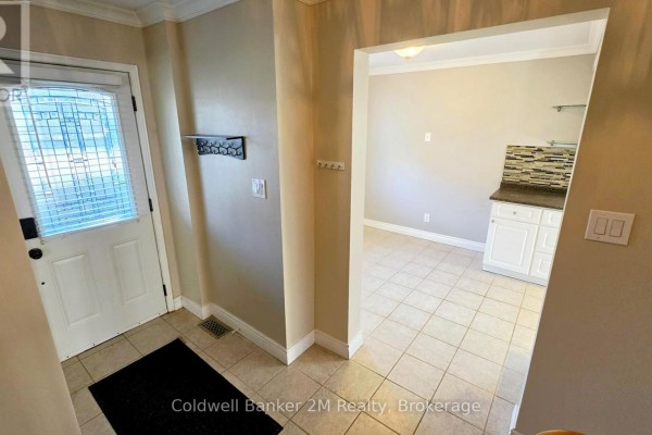 Dining room - 852 Attersley Drive, Oshawa, ON L1K1T9 Photo 3