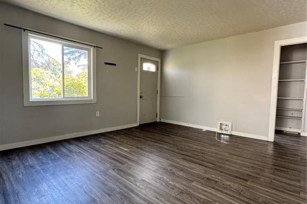 4pc Bathroom - 852 Retallack Street, Regina, SK S4T2G8 Photo 5