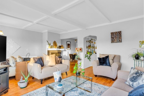 852 Stevens Street, White Rock, BC V4B4X2 Photo 5
