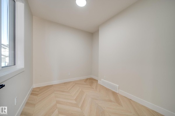 Bedroom 2 - 8523 183 Av Nw, Edmonton, AB T5Z0G6 Photo 5