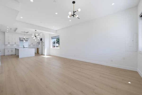 8524 Cedar Street, Mission, BC V2S1A1 Photo 5