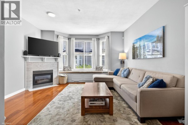 8527 Aquitania Place, Vancouver, BC V5S4V7 Photo 5