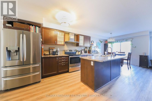 8532 Nightshade Street, Niagara Falls, ON L2H2Y6 Photo 5