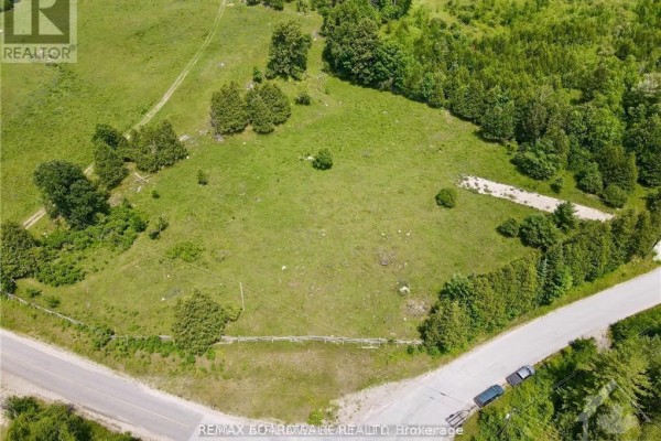 854 Iron Mine Road, Lanark Highlands, ON, photo 2