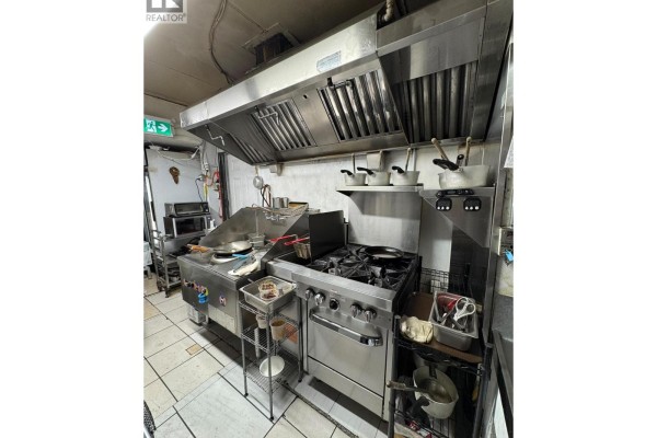 8542 Granville Street, Vancouver, BC V6P4Z7 Photo 5