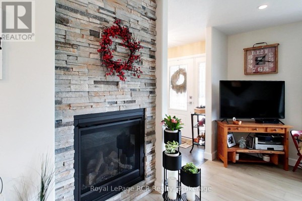 855 17th Street, Hanover, ON N4N3B8 Photo 5