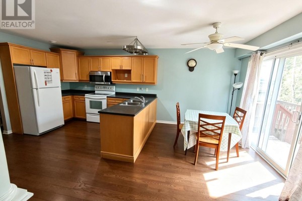 855 Sandcherry Street, London North, ON N6H5V1 Photo 3