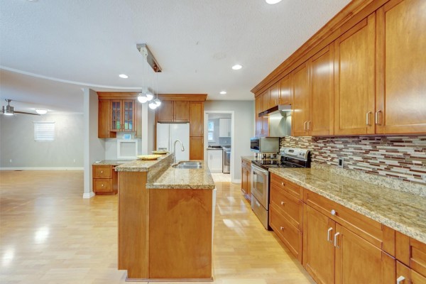 8566 109b Street, Delta, BC, photo 3