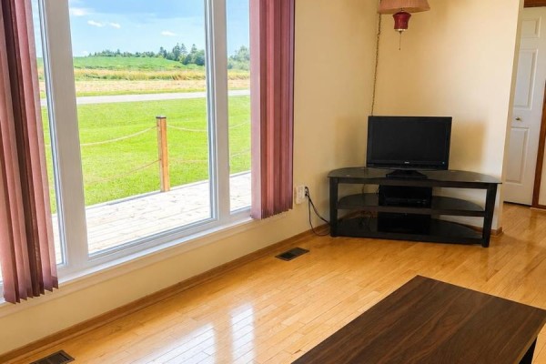 Living room - 8569 Rte 14, Campbellton, PE C0B1E0 Photo 2