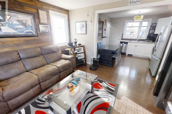 4pc Bathroom - 857 Macklem Drive, Saskatoon, SK S7L4K1 Photo 3