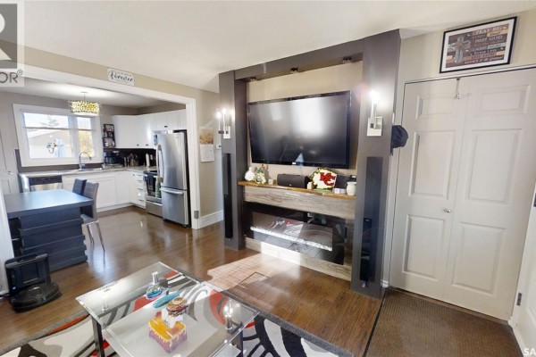 Bedroom - 857 Macklem Drive, Saskatoon, SK S7L4K1 Photo 4