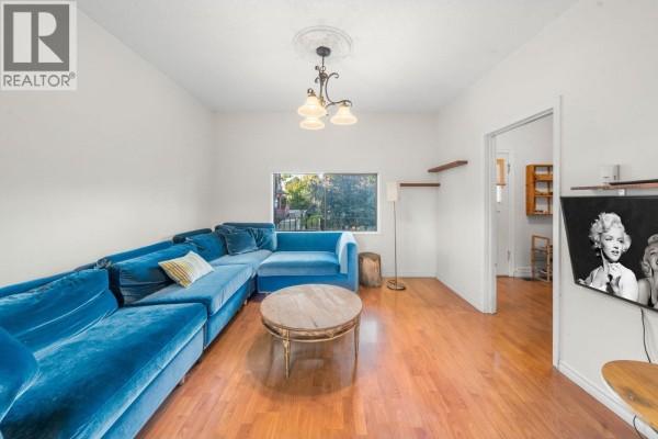 858 Union Street, Vancouver, BC V6A2C4 Photo 5