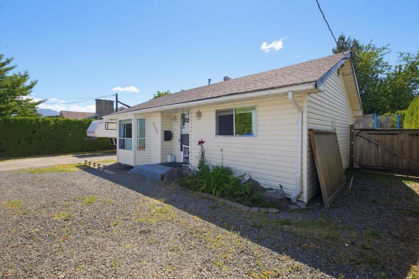 Primary Bedroom - 8585 Broadway Street, Chilliwack Proper South, Chilliwack, BC V2P5V4 Photo 3