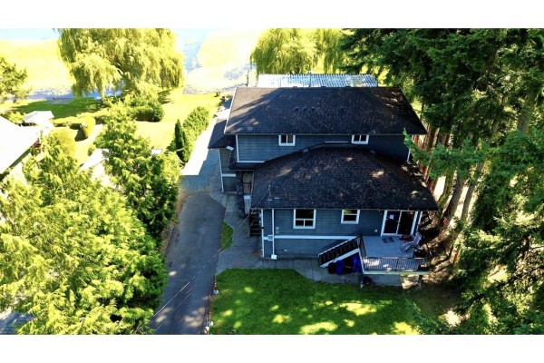 8586 Shook Road, Mission, BC V2V7L8 Photo 4