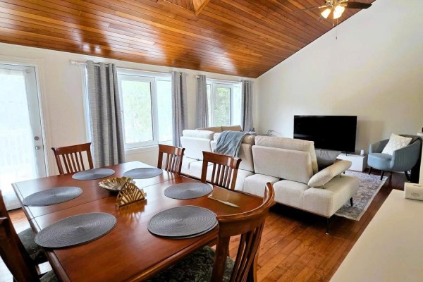859 Lakeshore Road E, Oro Medonte, ON, photo 3