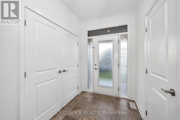 Bedroom 2 - 859 Solarium Avenue E, Ottawa, ON K4M0H1 Photo 4