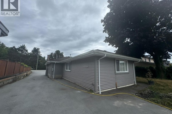 8591 Williams Road, Richmond, BC V7G1G4 Photo 3