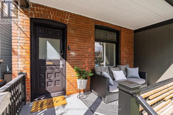 86 Cambridge Avenue, Toronto, ON M4K2L4 Photo 3