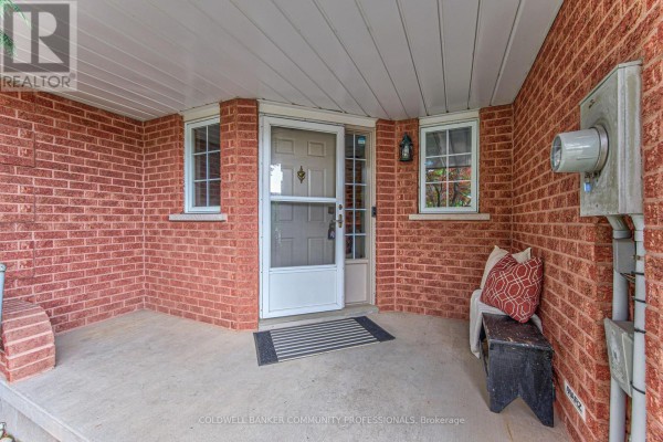 86 Chelsea Crescent, Hamilton, ON, photo 3